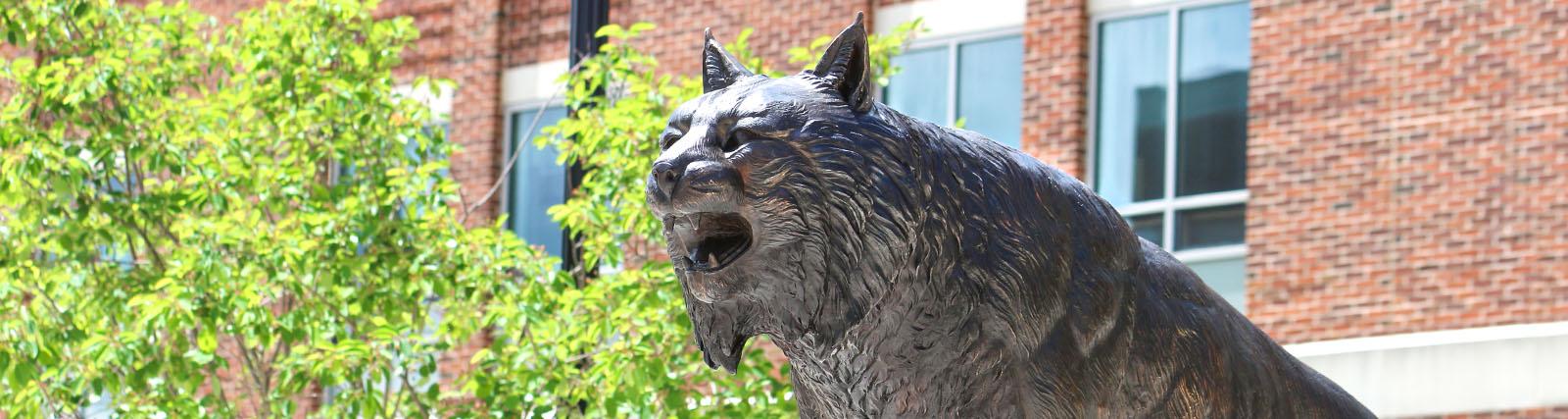 bobcat statue